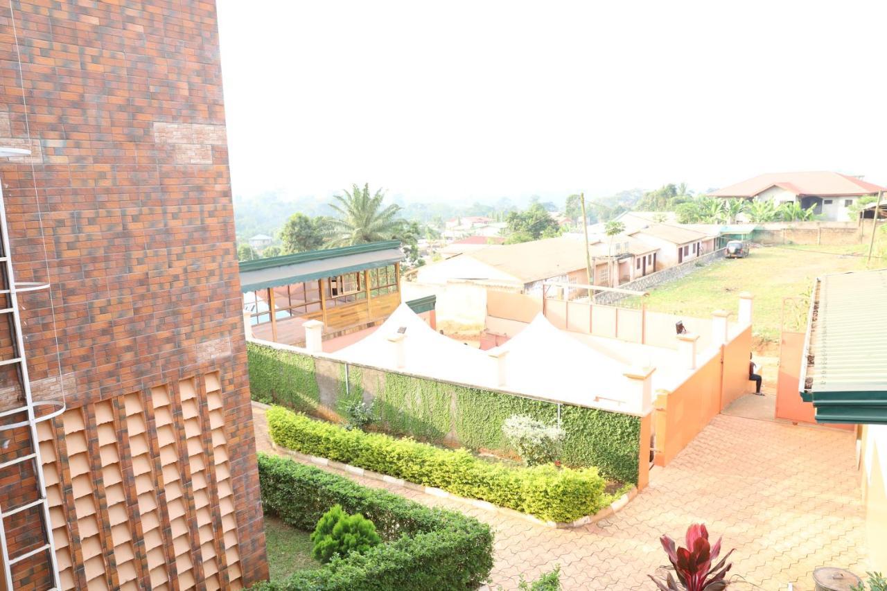 Vegas House Apartment Yaounde Exterior photo
