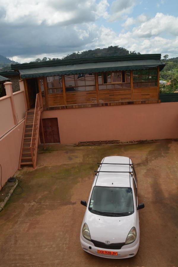 Vegas House Apartment Yaounde Exterior photo